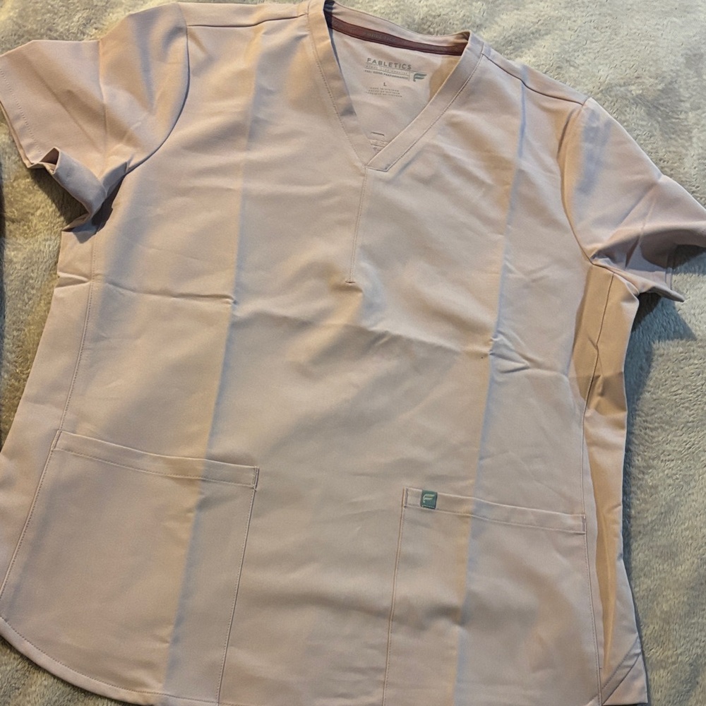 Method 2-Pocket Scrub Top - Picture 2 of 2